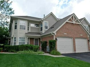 616 Plum Ct #B, Crystal Lake, IL 60014