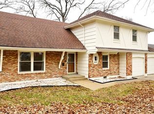 602 SW Murray Rd, Lees Summit, MO 64081