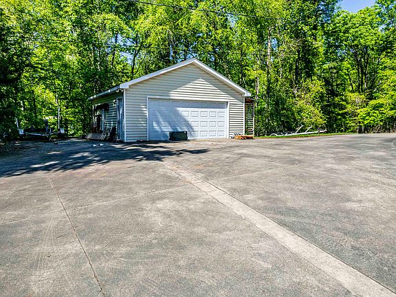 5th image of 304B Cold Branch Rd