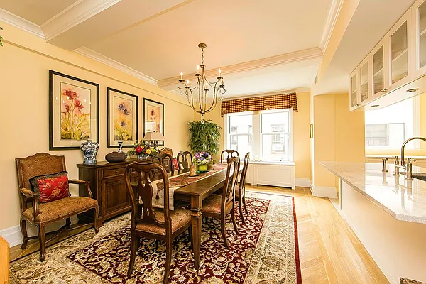 Sold by Remax Real Estate Professionals | media 18