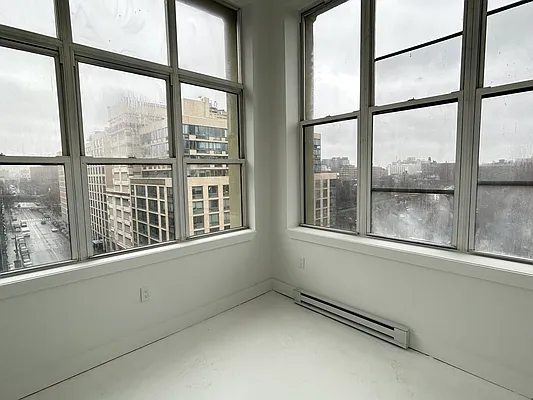 Rented by Owen C Wright, LREB | media 23