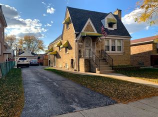 3114 N Oak Park Ave, Chicago, IL