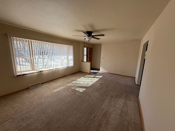 4th image of 4524 Newcastle Rd