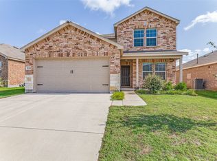 1044 Knightly Ln, Haslet, TX 76052