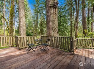 391 SW Forest Dr, Issaquah, WA 98027