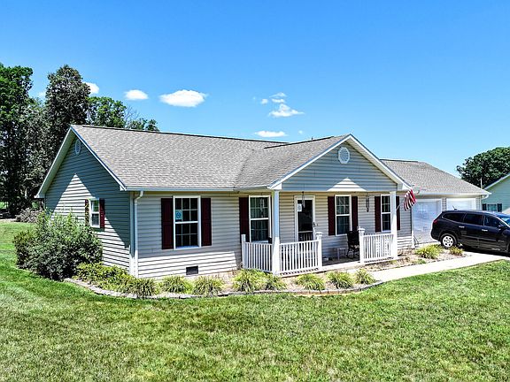 2nd image of 58 Fairview Ridges Dr