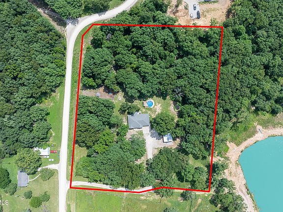 4th image of 3420 County Road 488