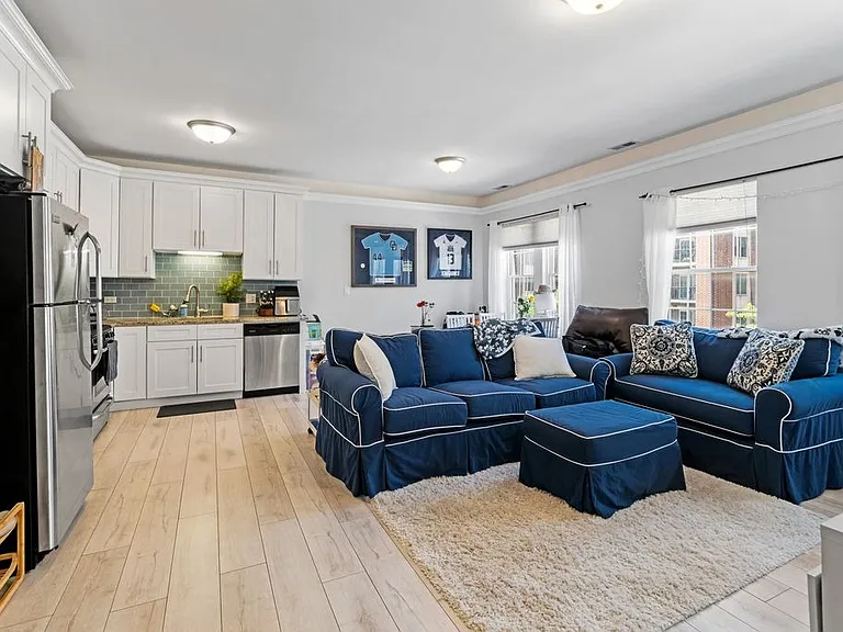15 N Vail Ave #206-V — Photo 3