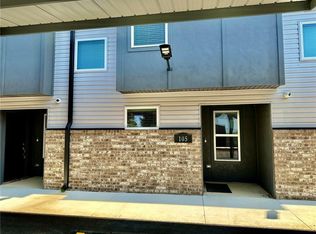 911 N Rupple Rd #106, Fayetteville, AR 72704
