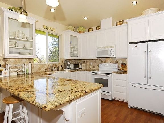 3rd image of 2351 Sand Ridge Rd