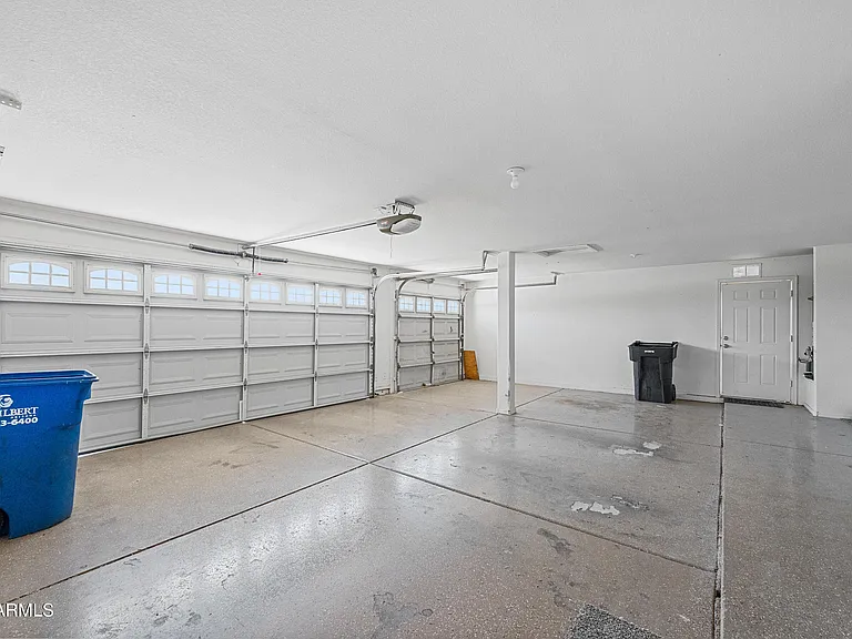210 E Jasper Ct — Photo 27