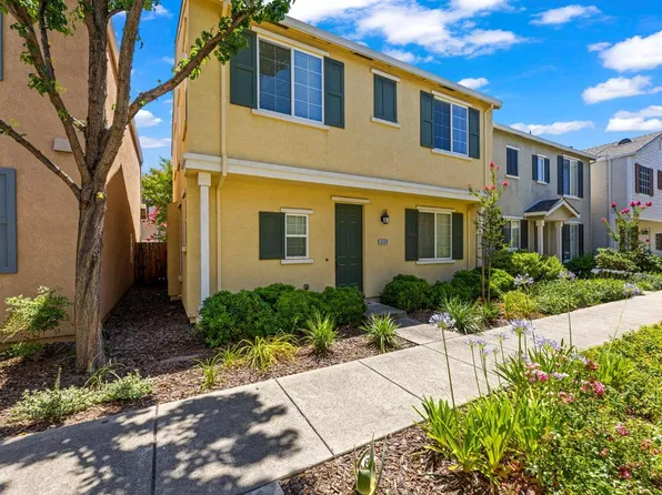 6128 Westport Ln, Citrus Heights, CA 95621