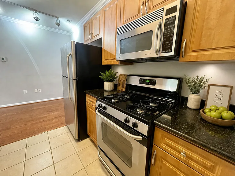 12124 Garden Ridge Ln #301 — Photo 27