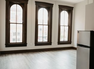 16 S Jackson St, Greencastle, IN 46135