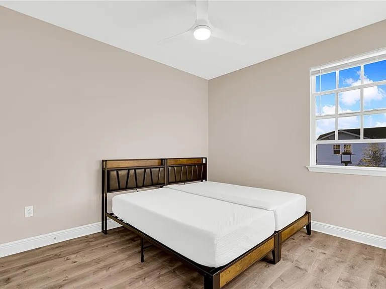 10205 Pearson Ave — Photo 21