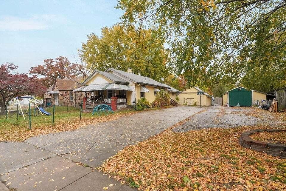 1st image of 2622 N Grant Avenue