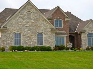 1135 Riley Rd, Hartford, WI 53027