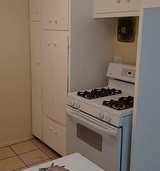 771 Spruce Ave #H — Photo 5
