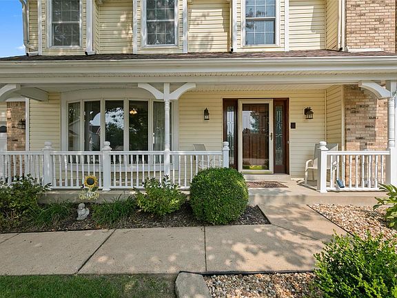 4th image of 2505 Christopher Lake Ct