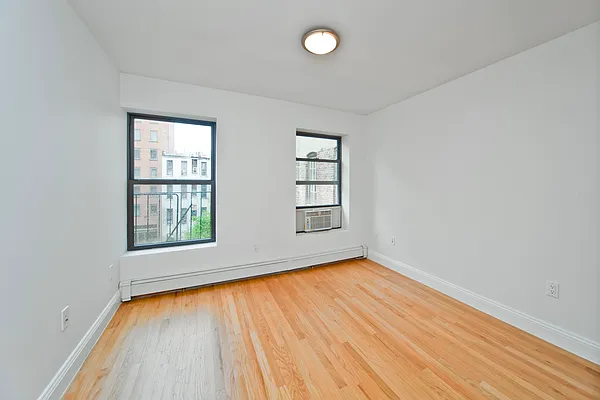 Rented by Isen & Company : Real Estate Advisors | media 13