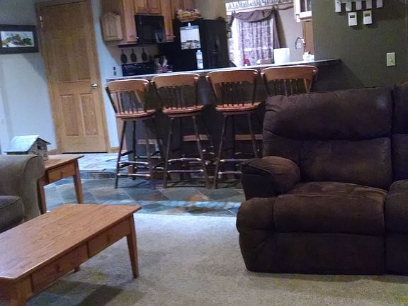 3rd image of 2192 Miriam Ave