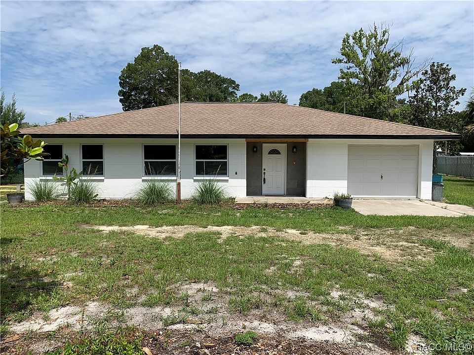 26 Ray Rd, Inglis, Fl 34449 