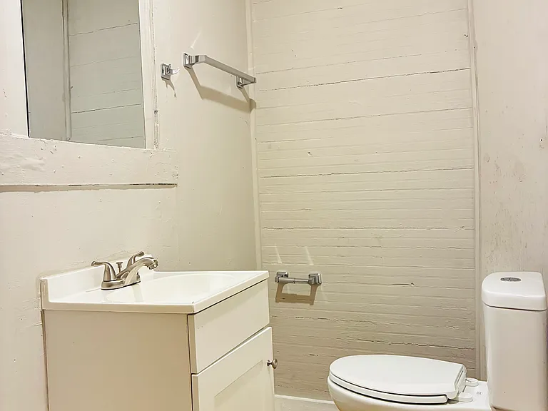 918 Airline Ext — Photo 9