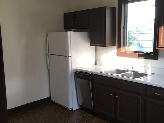 2nd image of 372 S Main St