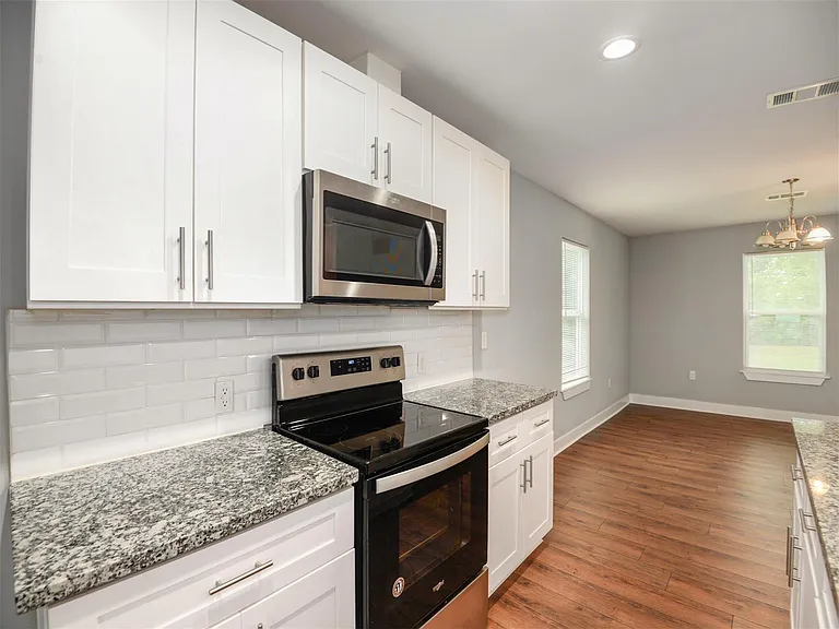 7815 Jester St — Photo 9