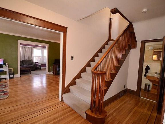 2nd image of 665 Parkside Ave
