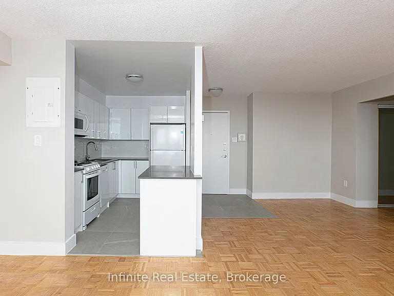666 Spadina Ave #403 — Photo 5