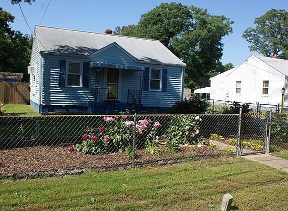 2nd image of 3116 Kenyon Ave
