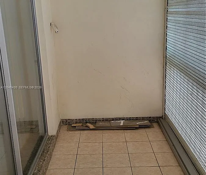 1591 NE Miami Gardens Dr #306 — Photo 7