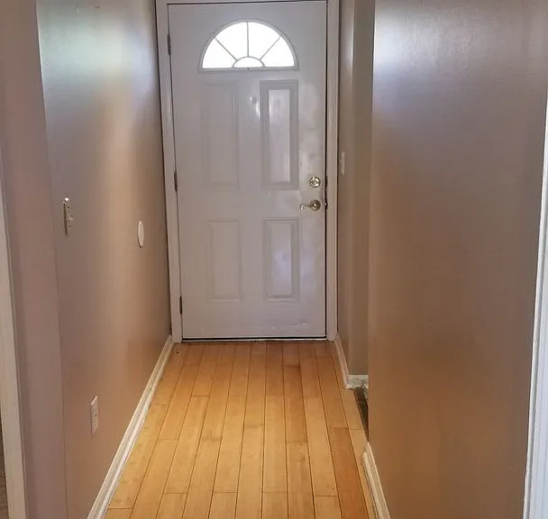 2052 Jebs Ct NW — Photo 2
