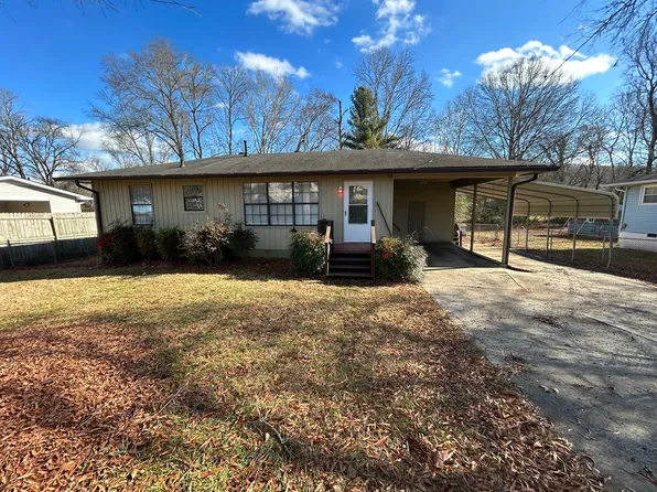 4 Van Tassel Dr SE, Lindale, GA 30147