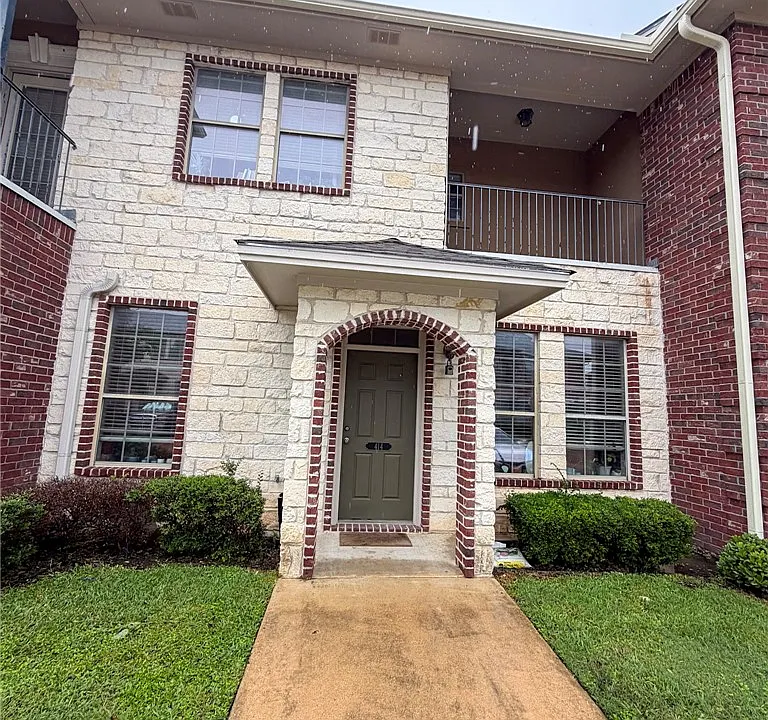 414 Forest Dr