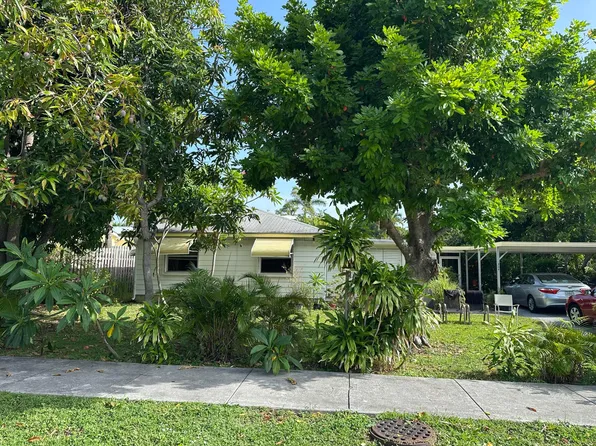 209 NE 5th Court, Delray Beach, FL 33444