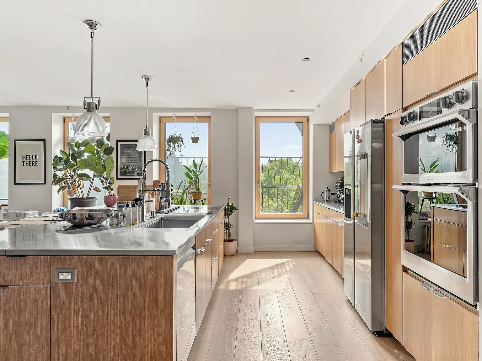 191 Chrystie Street — Photo 3