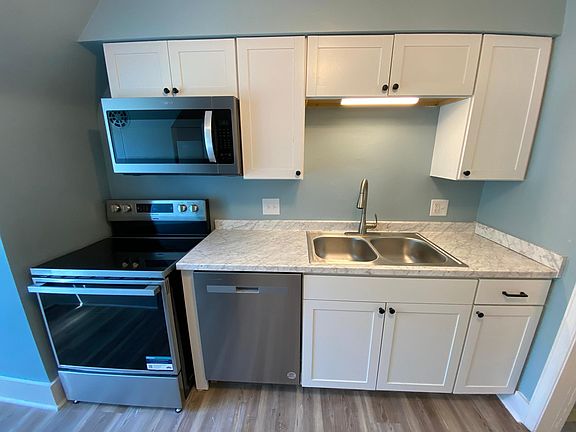 2nd image of 6270 Crestview Pl #2