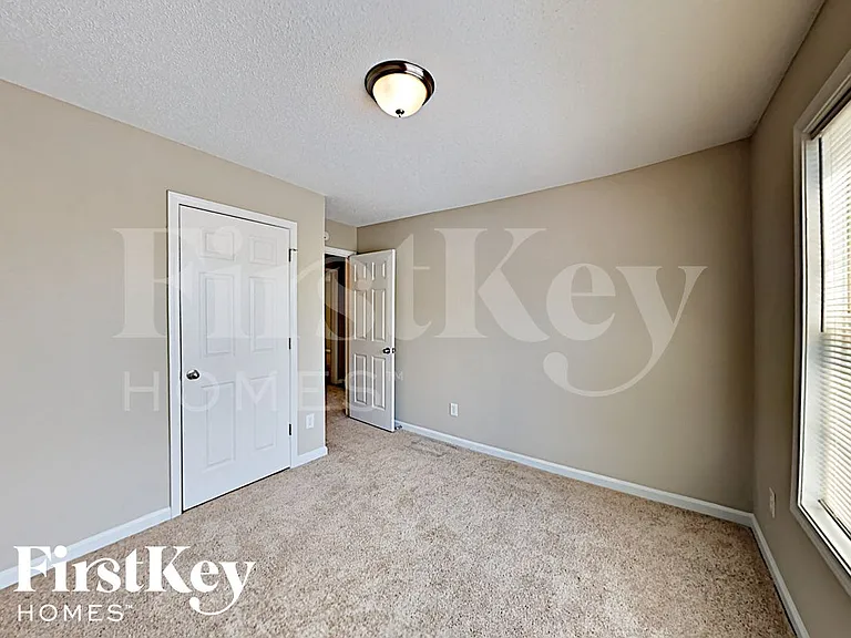 376 Tuscany Trce — Photo 13