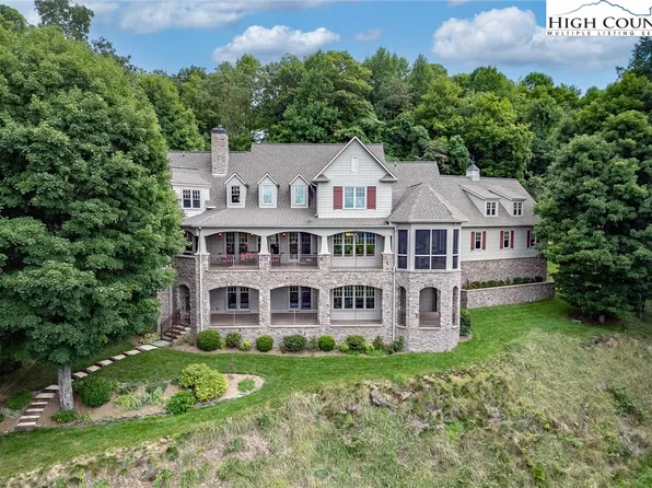 879 Winding Ridge Drive, West Jefferson, NC 28694