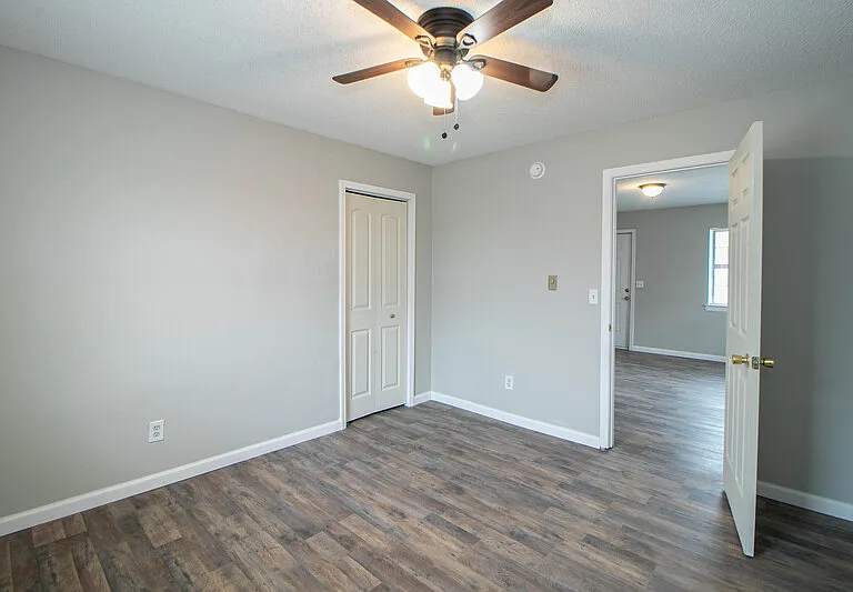 404-14 Thompsonville Ln — Photo 13