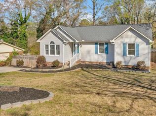 16 Laurel Dr, Taylors, SC 29687