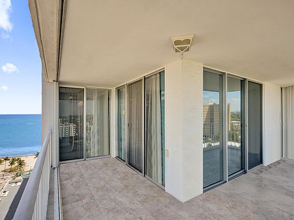 2nd image of 1010 S Ocean Boulevard #2009