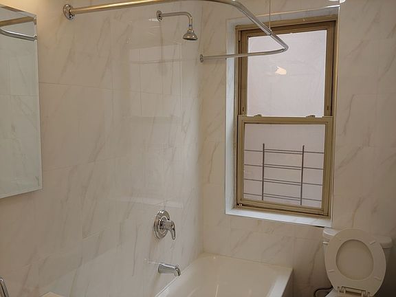 4th image of 4810 43rd St APT 3G