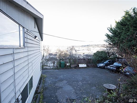 5th image of 3816 13th Ave W