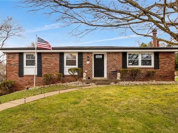 701 Havengate Dr, Bethel Park, PA 15102