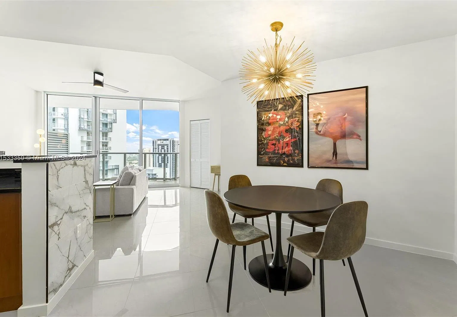 1 bed, 1.5 bath, 733 sqft, $3,250 — Photo 1