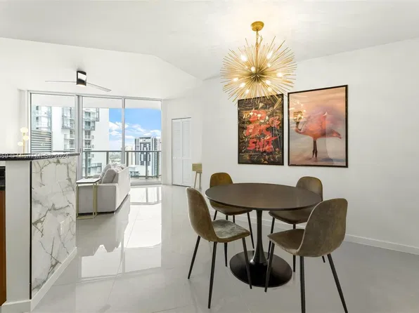 300 Biscayne Blvd, Miami, FL