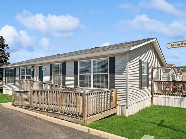 315 3rd St, Winnetka, IL 60093